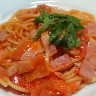 ハムとトマトのパスタ☆